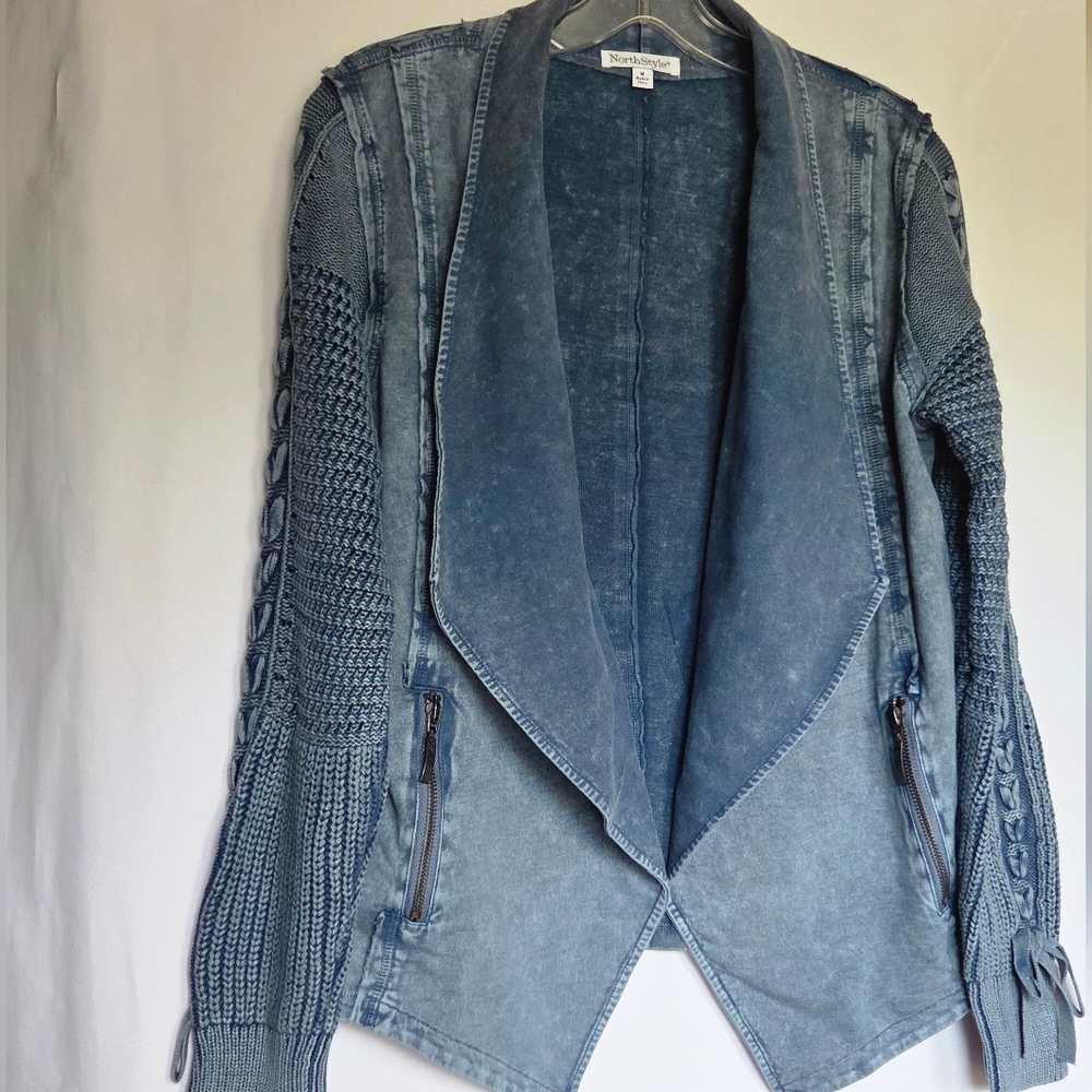 Perfect Lightweight Heathered Blue Size Med Open Front Textured Sleeve Cardigan